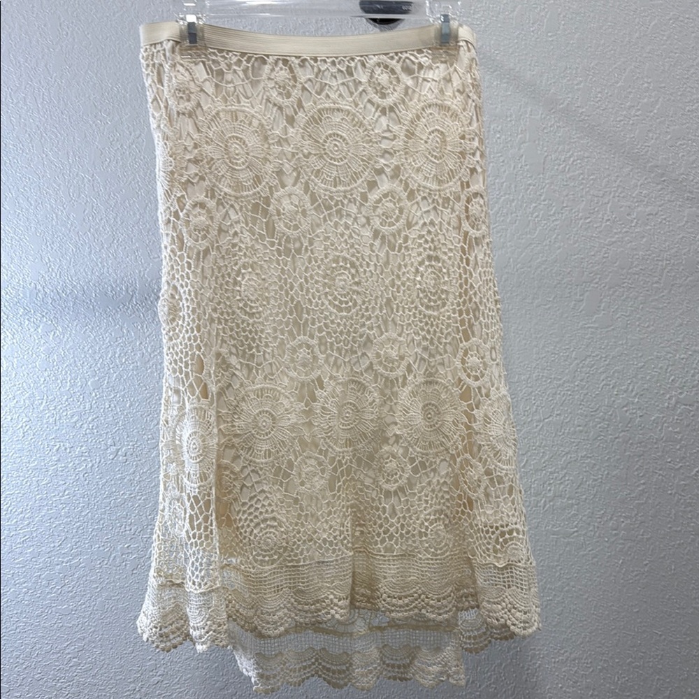 Elegant Cream Lace Skirt
